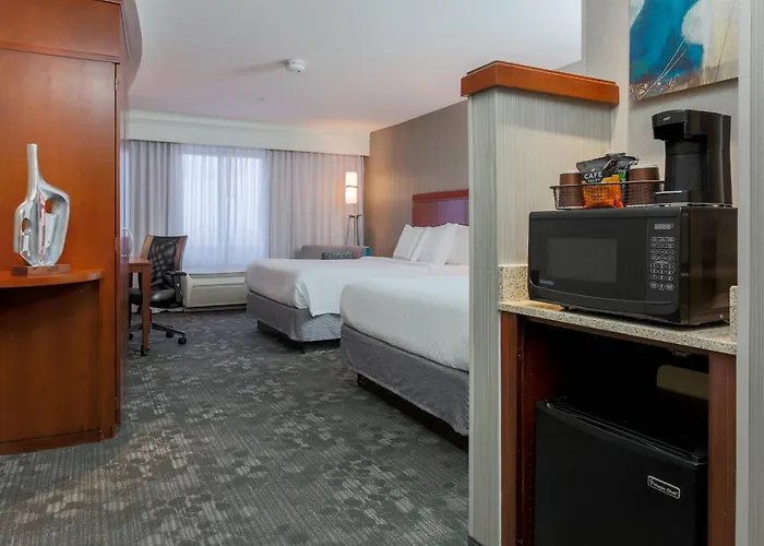 Courtyard By Marriott Las Vegas Stadium Area